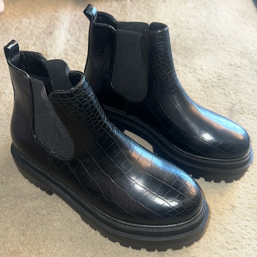 asos raid chunky chelsea boots